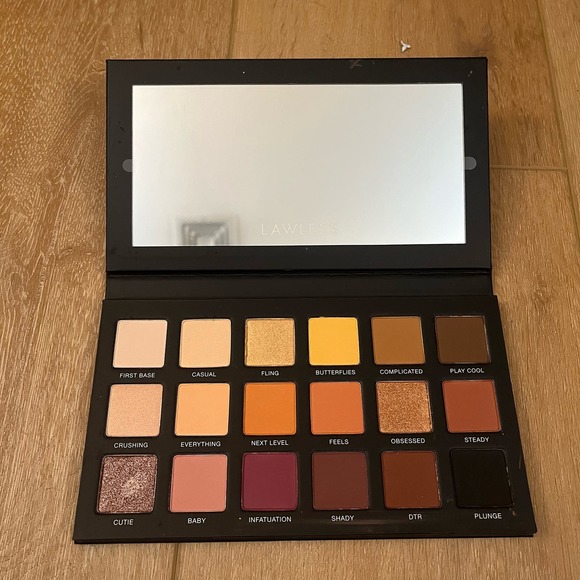 Lawless Palette - Picture 4 of 4